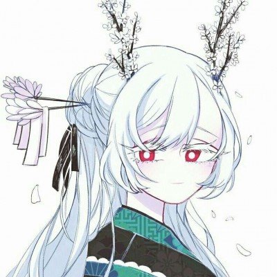 80岁奶奶干兼职月入7千：赚给重孙用